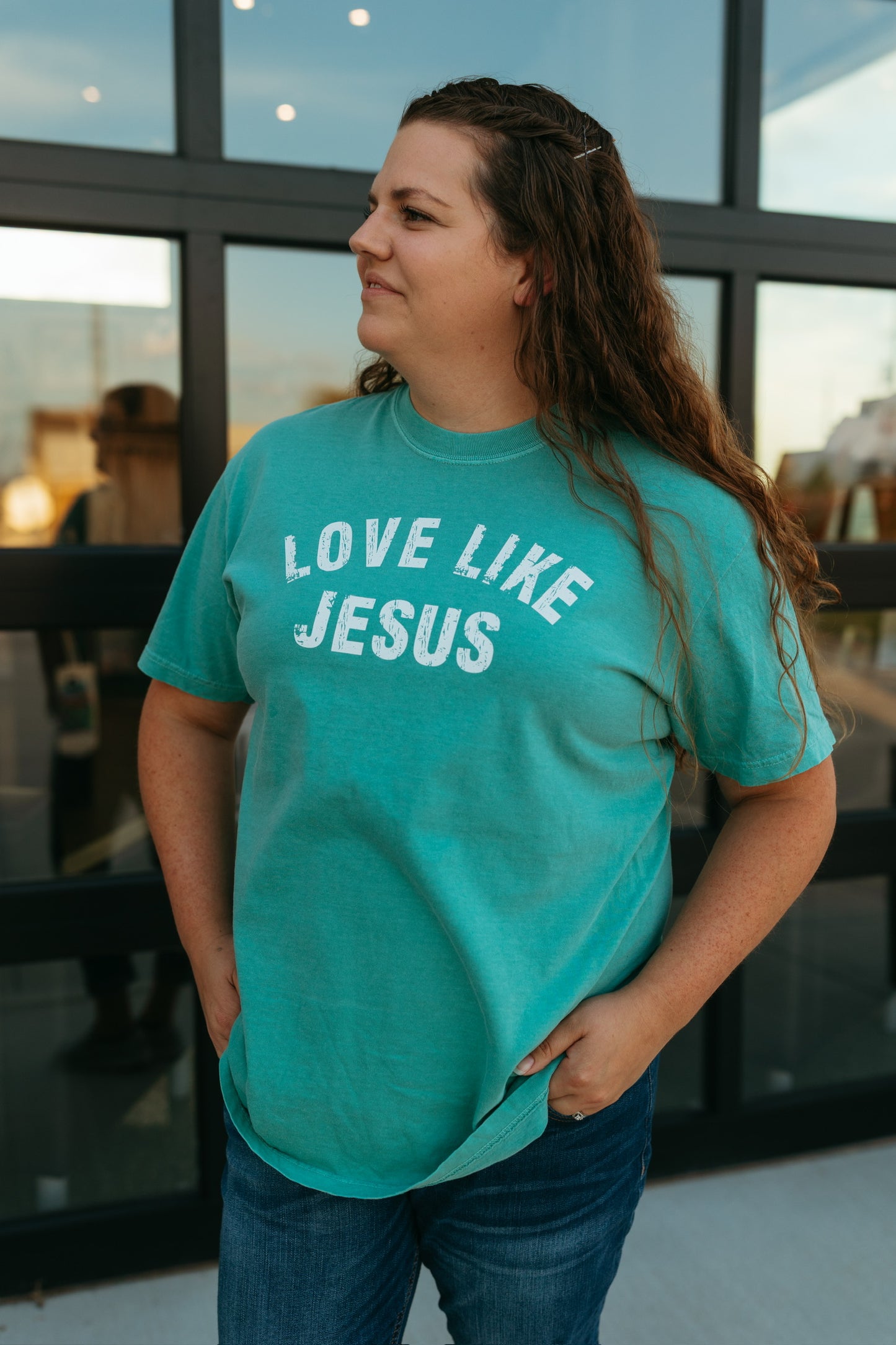 Love Like Jesus Tee (Multiple Colors)