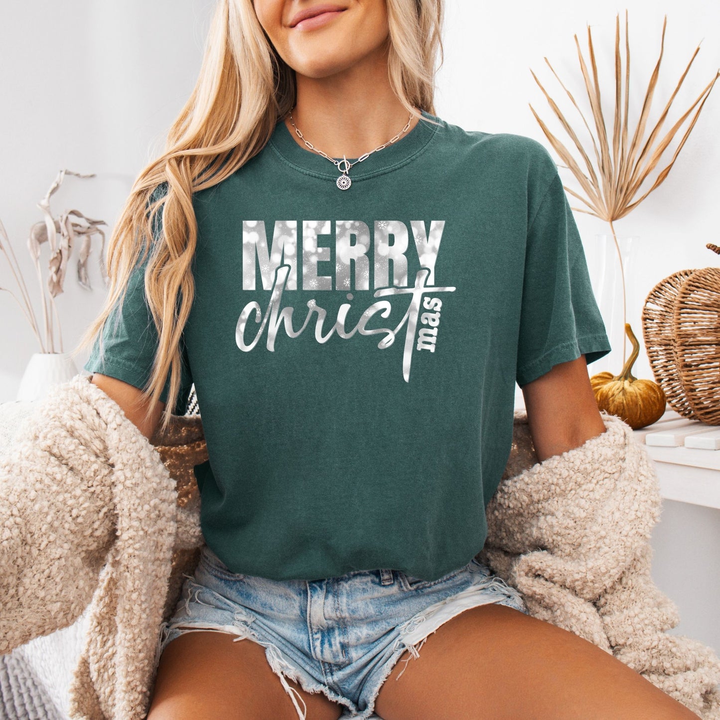 Merry CHIRSTmas Snowy Style Tee (Multiple Colors)