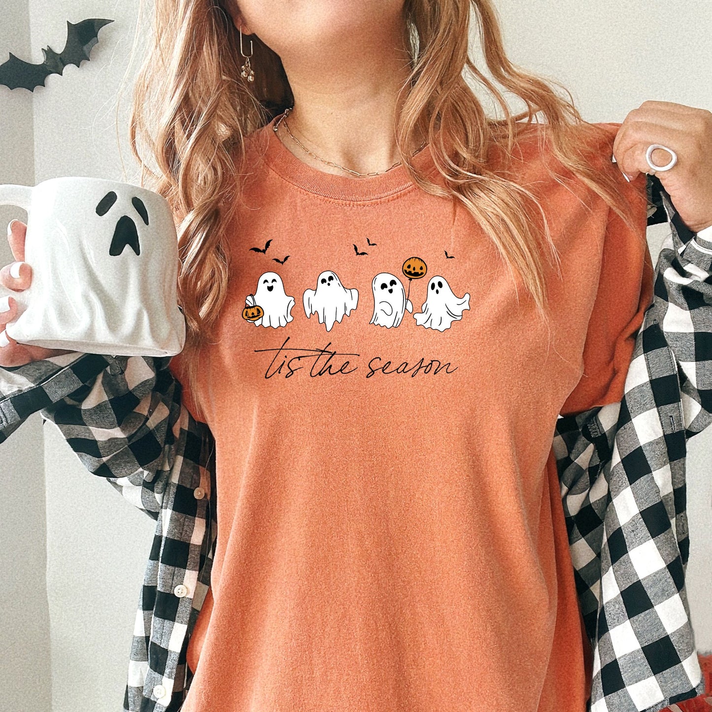 Tis The Season Tee (Multiple Colors)