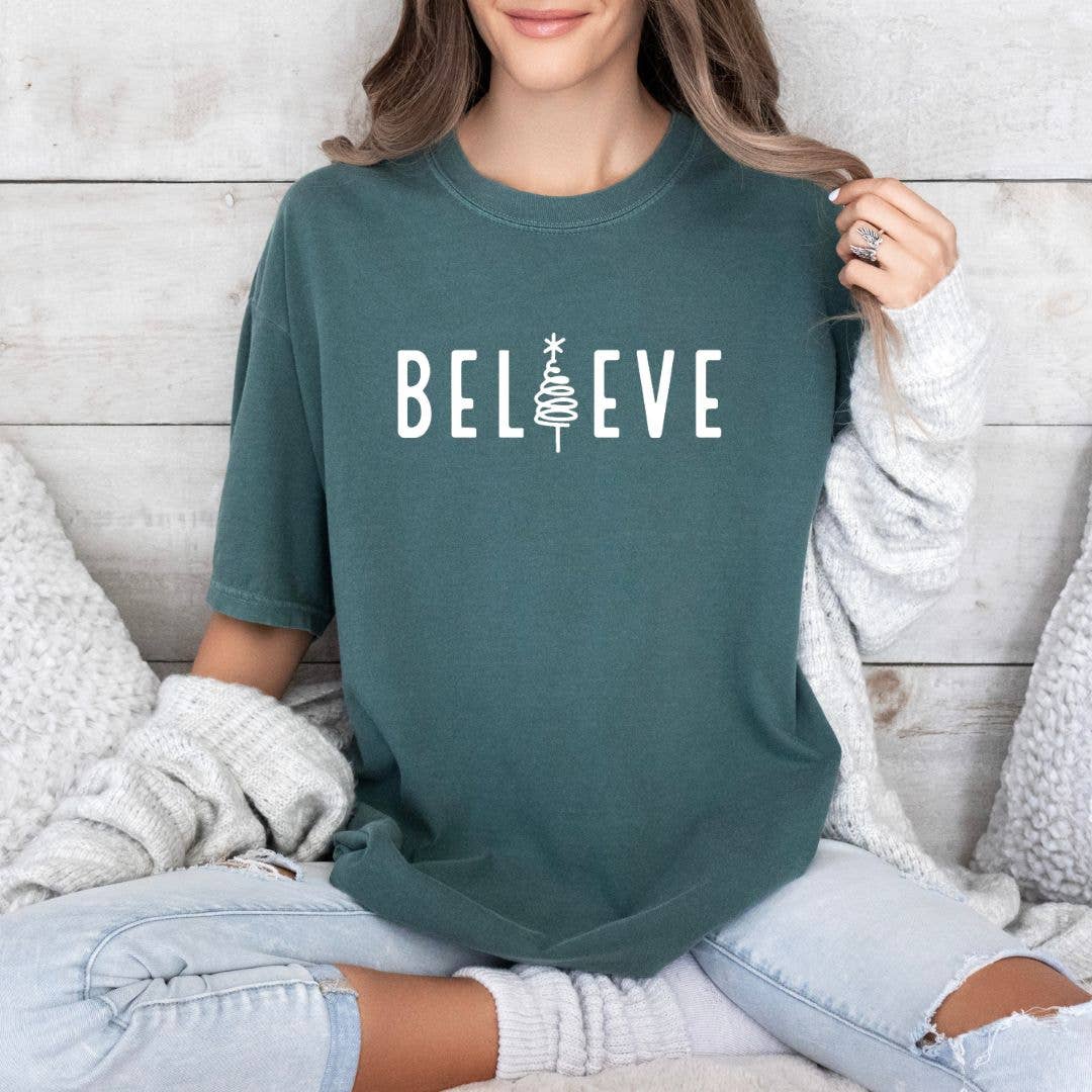 Believe Christmas Tee- Christmas Tshirt - Graphic Tee